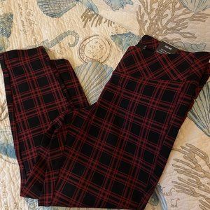 TORRID Ponte Slim  Red Plaid Pull-on Pixie Pant